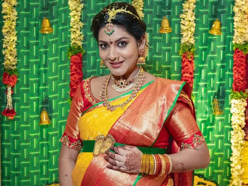 Actress Pallavi Ramisetty announces pregnancy with a picture from her baby shower; colleague Sushma Kiran and others send out best wishes