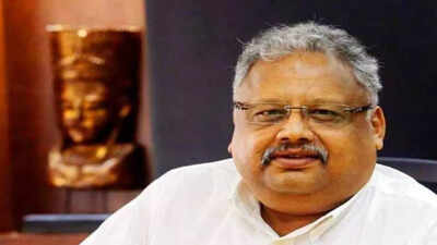 Rakesh Jhunjhunwala, 'India's Warren Buffett', dies days after airline launch