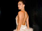 Hailey Bieber ups the glam quotient with her alluring pictures