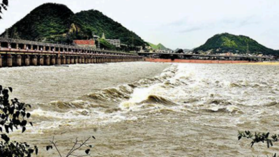 Andhra Pradesh: Water level in Krishna recedes, warning lifted
