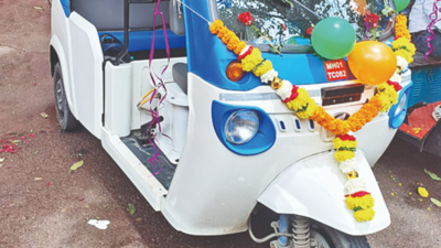 Maharashtra: Two e-rickshaws make the cut for trails in Matheran hill station
