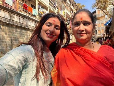 Poonam Dubey pens a heartfelt note for her mother