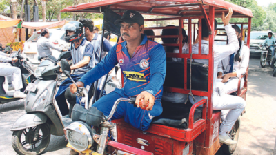 Ghaziabad: Ace batsman in disabled cricket now drives e-rickshaw