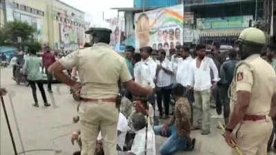 Karnataka: Clash over portraits of Vinayak Damodar Savarkar, Tipu Sultan; ban order in Shivamogga