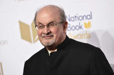 E-searches for ‘The Satanic Verses’ up after Rushdie attack