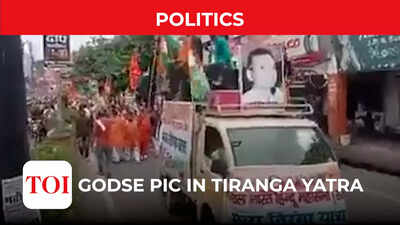 Muzaffarnagar: Hindu Mahasabha takes out Tiranga Yatra with Nathuram Godse's picture
