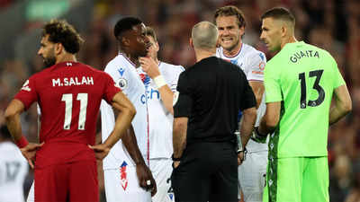 Palace defender Andersen receives death threats after Nunez red card