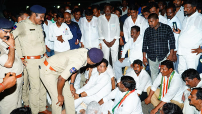 Congress leaders not allowed to visit irrigation project sites in Telangana