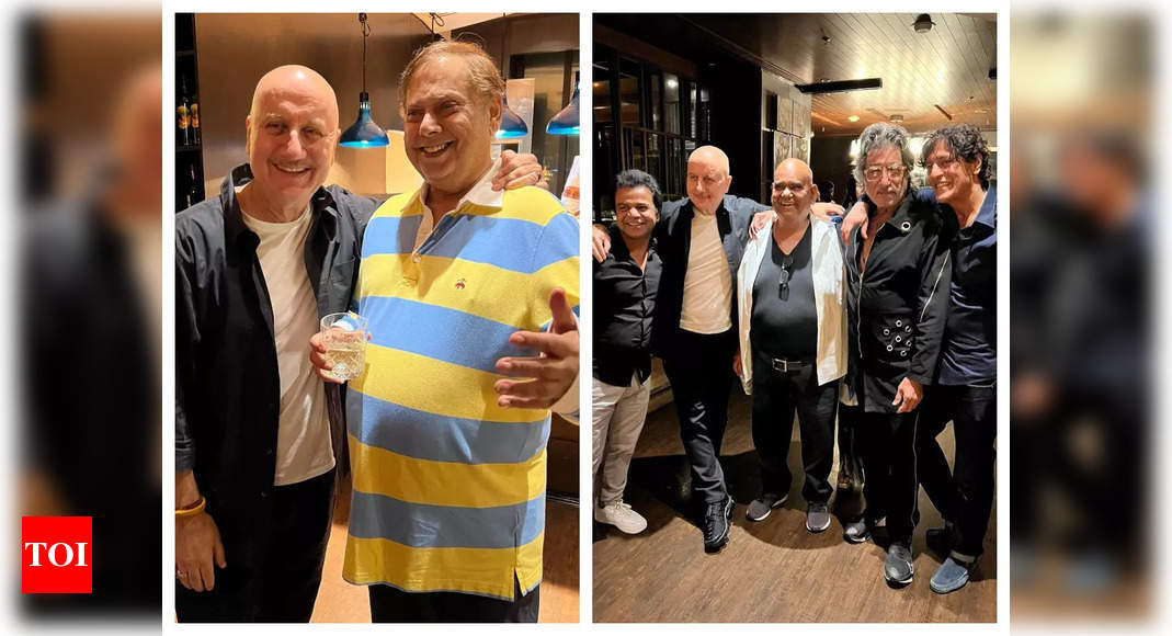 Anupam Kher, Chunky Panday, Shakti Kapoor and others come together to celebrate David Dhawan’s 71st birthday – See photos – Times of India