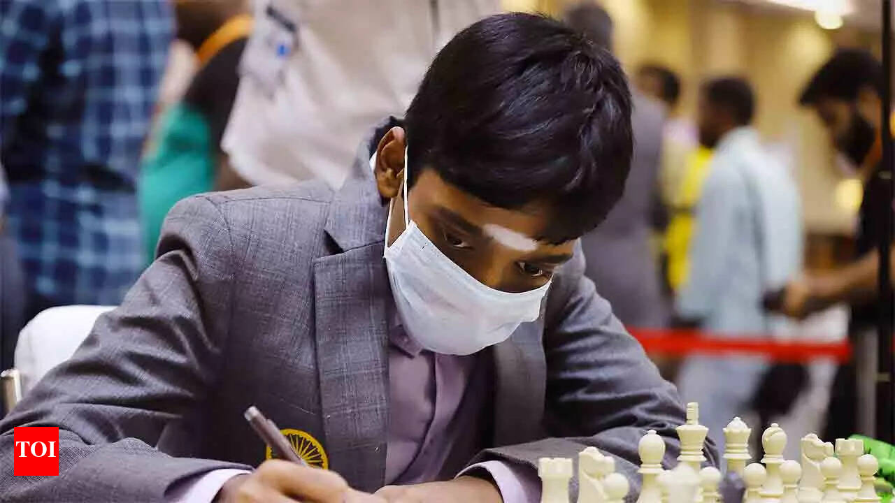 FTX Crypto Cup: Praggnanandhaa beats Giri, notches up second straight win |  Chess News - Times of India
