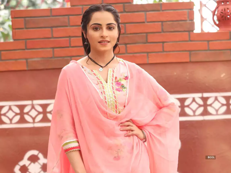 Channa Mereya Niyati Fatnani praised for her emotional acting in the show; fans say “she's just phenomenal"