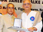 #GoldenFrames: Gulzar