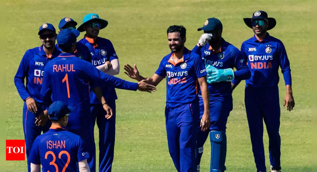 india-vs-zimbabwe-1st-odi-highlights-deepak-chahar-shines-on-return-as-india-thump-zimbabwe-by-10-wickets-or-cricket-news-times-of-india