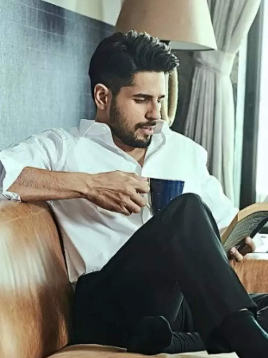 Dating history of Sidharth Malhotra | Times of India