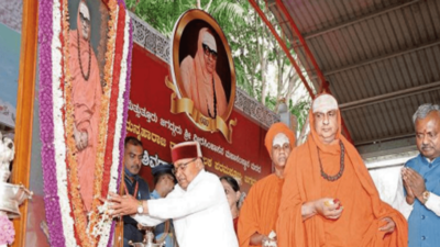 Karnataka governor Thawar Chand Gehlot highlights role of saints in nurturing India’s culture at Suttur Mutt fete