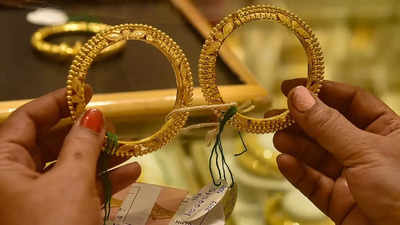 Gold imports up 6.4% to $13 billion in April-July this fiscal