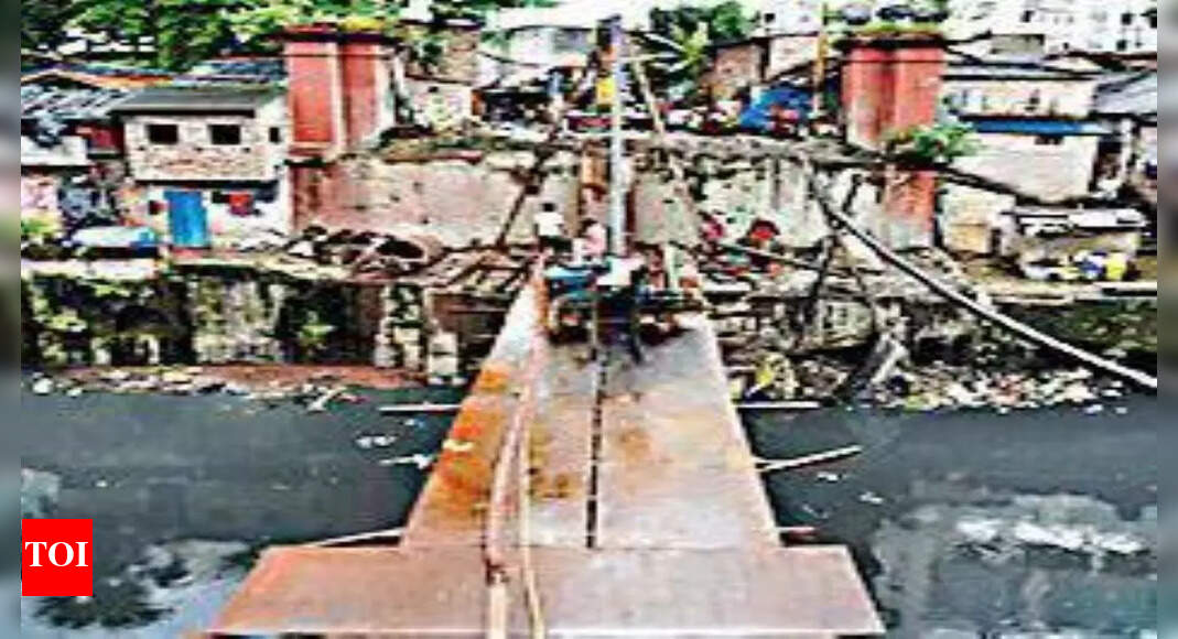 Kolkata Work begins on Chetla bridge Kolkata News Times of India