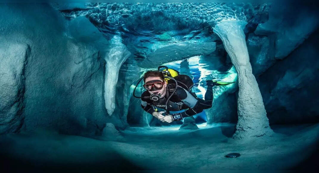 Welcome to Deep Dive Dubai, the deepest swimming pool in the world ...