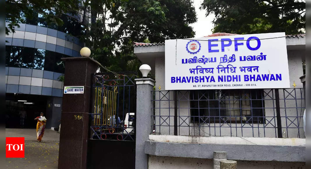 EPFO adds 18.36 lakh net subscribers in June – Times of India