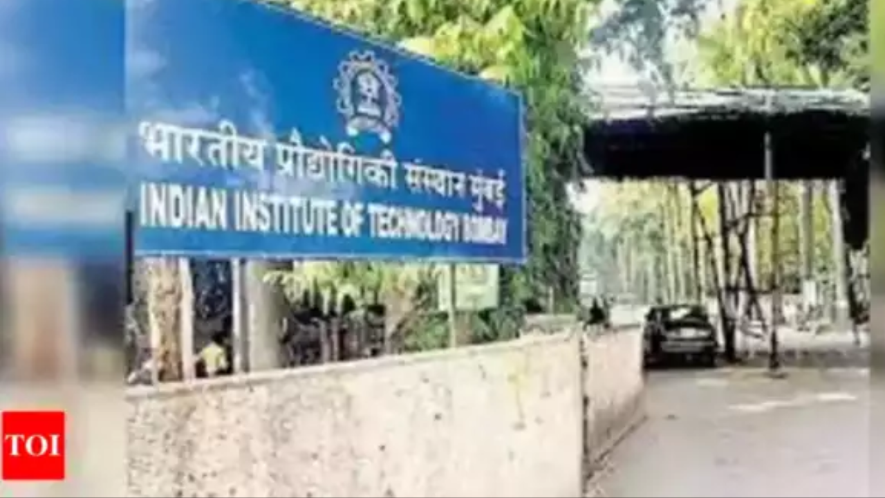 IIT Bombay becomes first major institute to scrap classroom