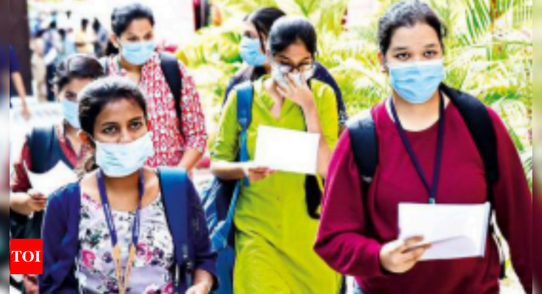 CET docus verification for B'luru students at KEA office