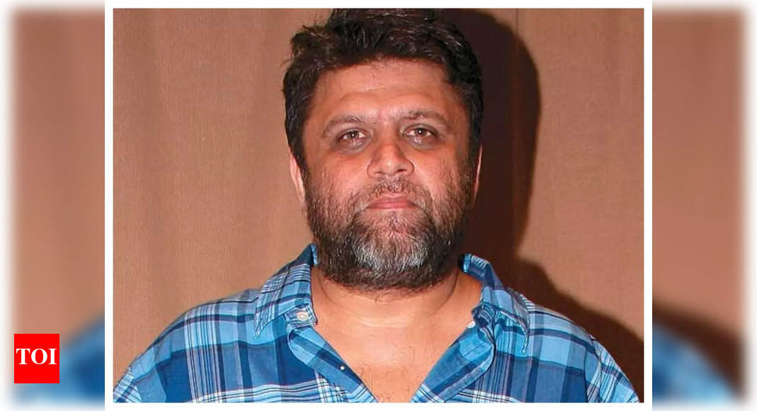 Rahul Dholakia asks Bollywood to 