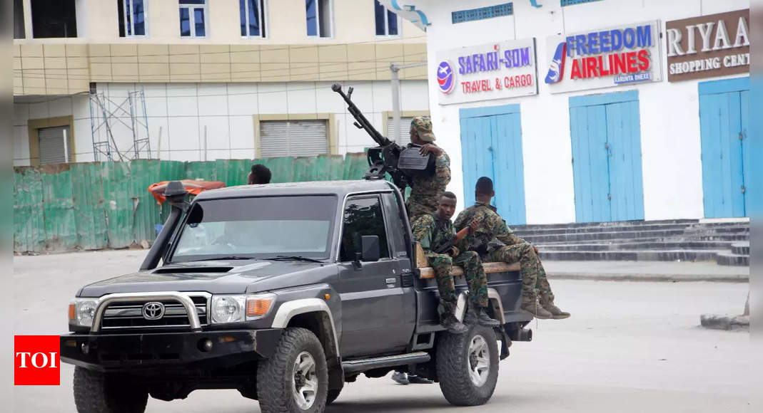 Somali forces end hotel attack in which 20 people were killed