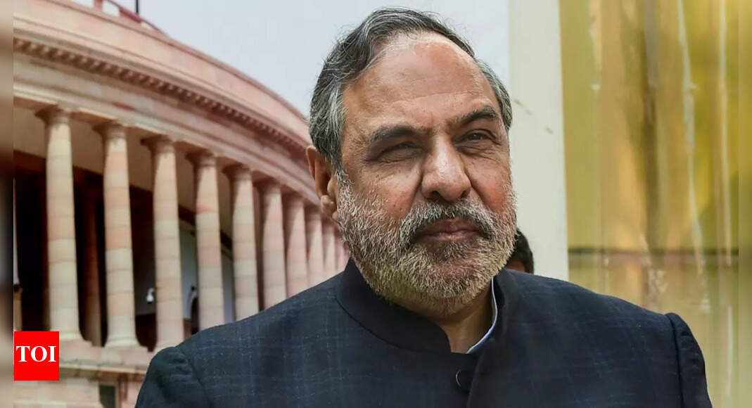 Anand Sharma&rsquo;s move may signal G-23 displeasure