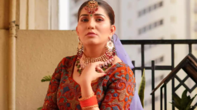 Uttar Pradesh: Arrest warrant issued against Sapna Chaudhary