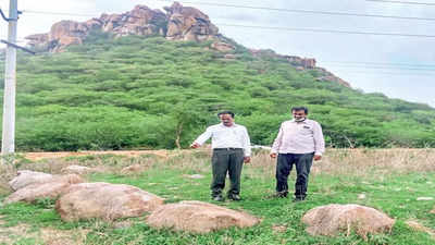 Telangana: Iron Age burial clusters in Mahbubnagar vanishing, being used as building materials
