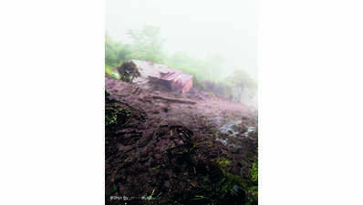Many villages in Mandi face landslide threat, alert sounded