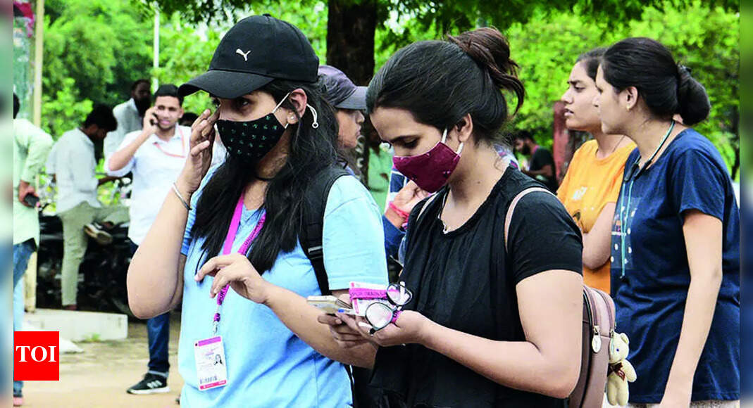 Covid Claims 4 Lives In State In 24 Hours, Over 400 Cases Jaipur News