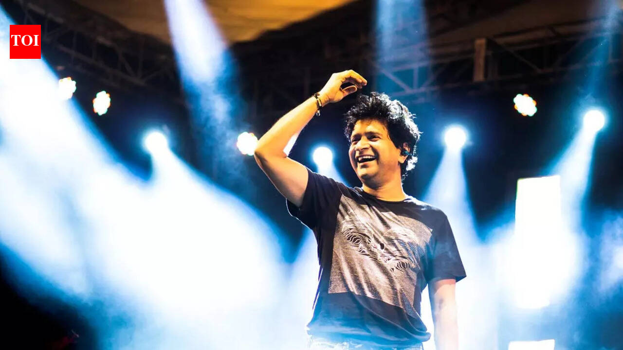 KK Birth Anniversary: Revisiting the iconic singer's last concert in ...