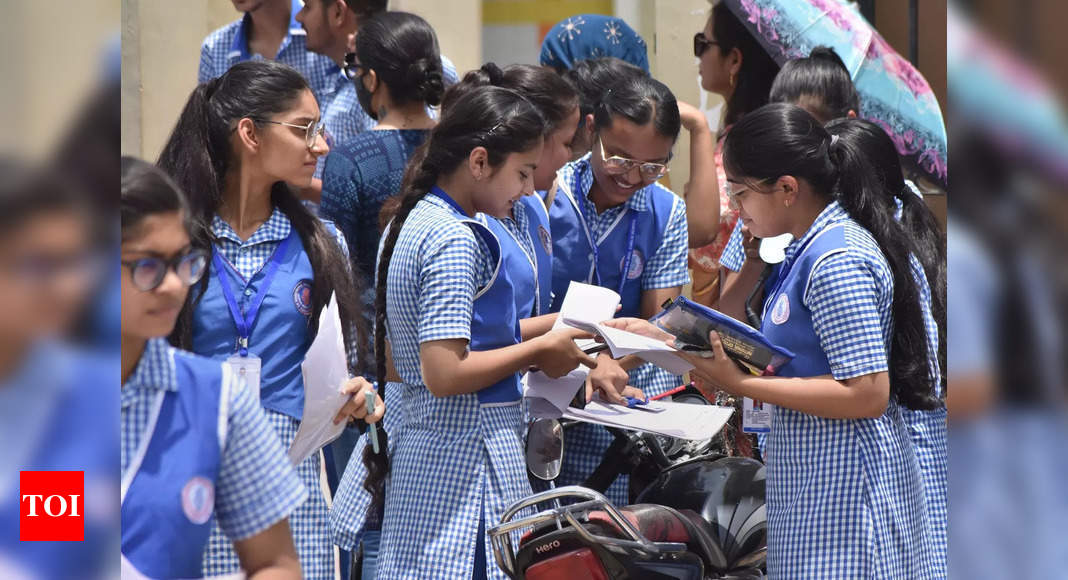 CBSE Compartment exam 2022 begins today, Here’s the key points for students – Times of India