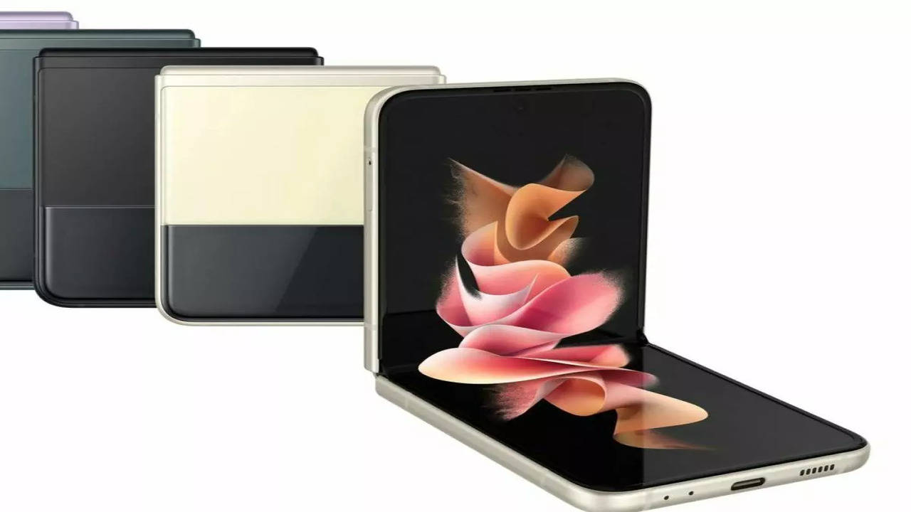 Samsung Galaxy Z Flip 3 Selling At Its Lowest Price Ever All The Details Times Of India