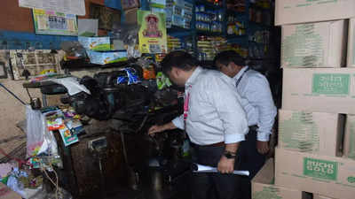 Chennai shop sells blended oil illegally, sealed
