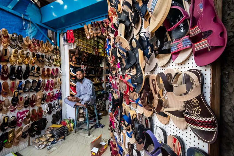 Commercial Street, Bengaluru, Karnataka