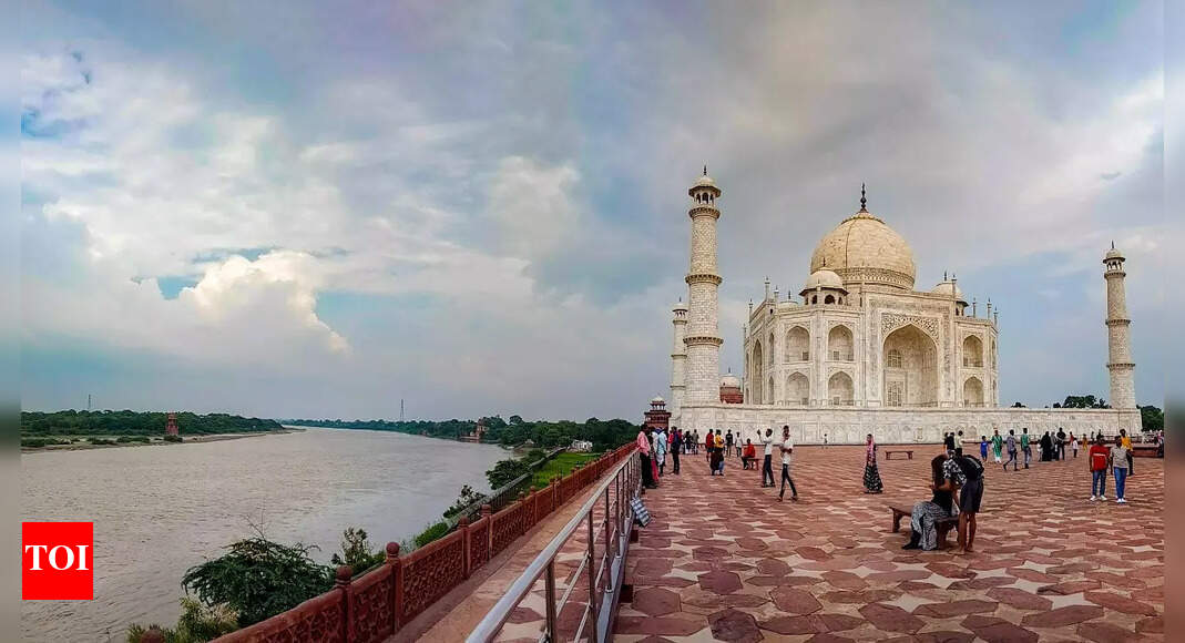 Agra Only etickets for Taj Mahal? ASI mulls move to 'curb queues