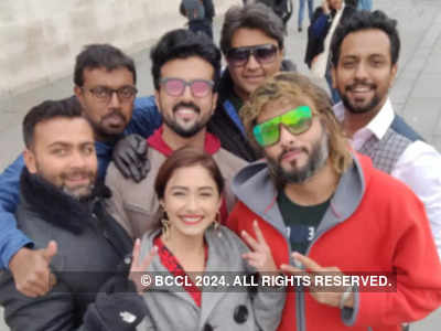 'Hey Kem Chho London' makers share an exclusive BTS picture, see pic!