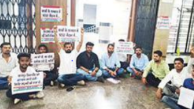 NSUI protest to demand arrest of PhD harassment case accused