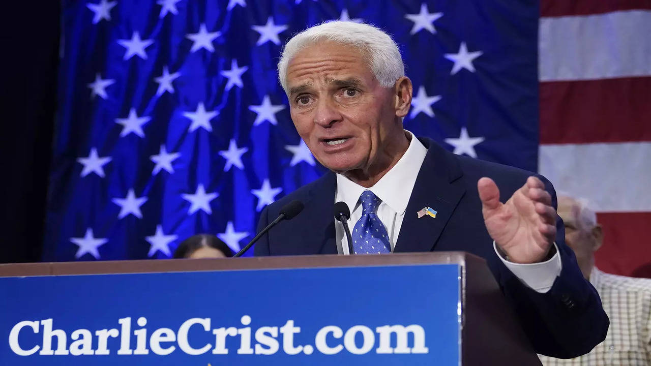 Florida Democrats choose Charlie Crist to challenge DeSantis