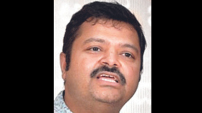 Karnataka: Siddaramaiah is arrogant, says Chakravarti Sulibele