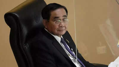 Suspended Thai PM to attend defence ministry meeting