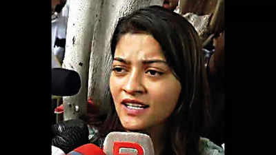 Bhubaneshwar: Prakruti Mishra files Rs 5 crore defamation suit against Tripti, her father