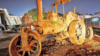 Century-old road roller found at Patna collectorate sent to museum