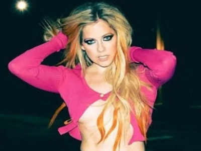 Avril Lavigne to get star on Hollywood Walk Of Fame