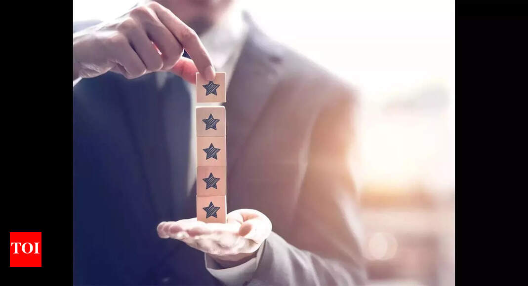 What To Do When Your Mutual Fund Manager Quits Times Of India