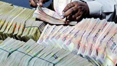 Bihar: I-T raids on Bhagalpur businessman continue