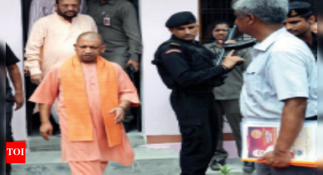 Janata Darshan: UP CM Yogi Adityanath met over 25,000 at Janata Darshan ...