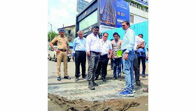 BMC begins to fill Mumbai potholes before Ganpati